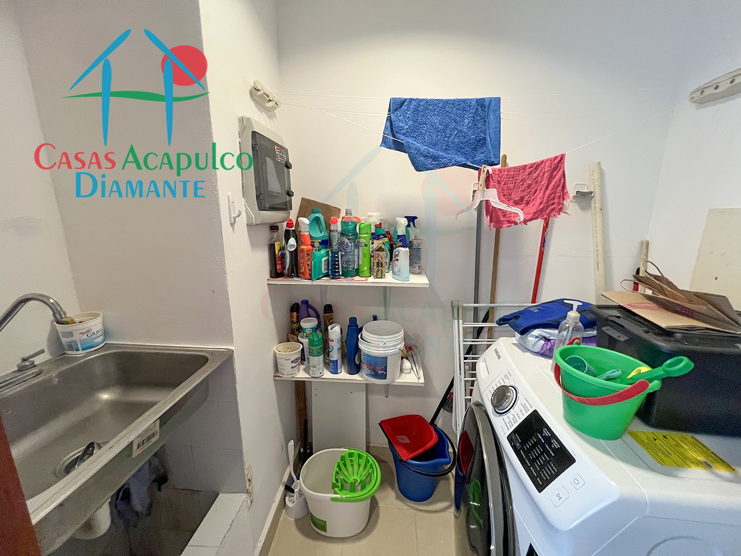 Mayan Lakes MT4 201 - Lavandería 1